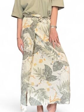 Vintage Jones New York 100% linen tropical green floral wrap skirt slit and tie